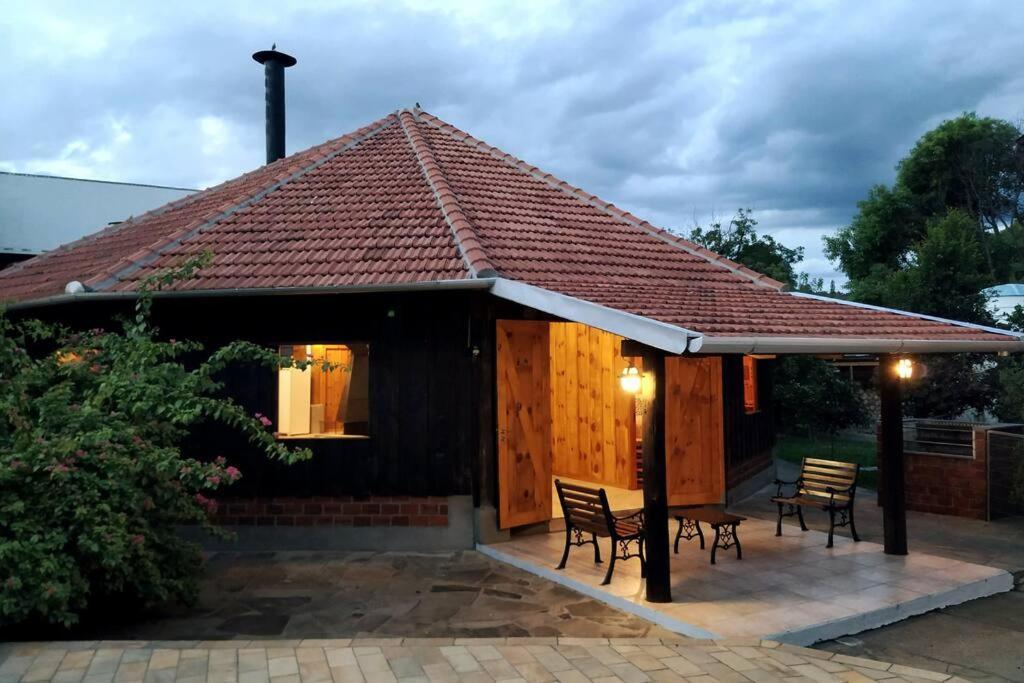 Vila Galpao Rustico No Vale Dos Vinhedos Bento Gonçalves Exteriér fotografie